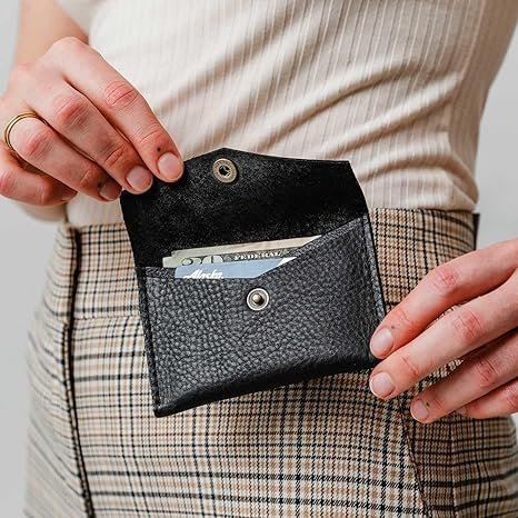 Minimalist Leather Envelope Wallet – Black Pebbled - Image 3